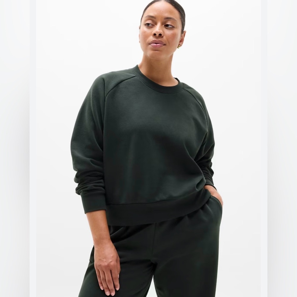 Athleta Forever Fleece Relaxed Crew Sweatshirt - size large